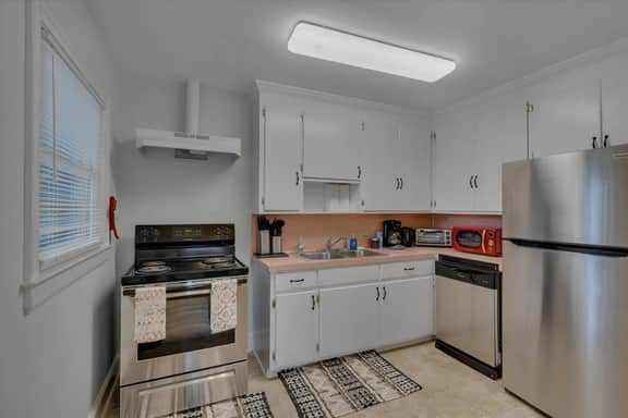 Buchanan 2BR @ Duke East Campus - Apartment